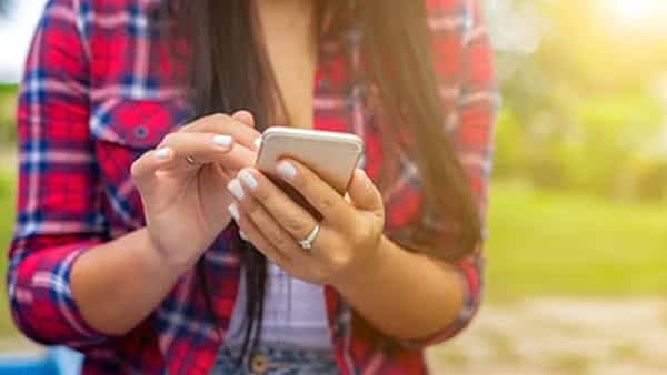 Love Brain Disorder: ప్రేమిస్తే ఉన్న మతి పోయింది..! లవేరియా జలుబు, దగ్గు కాదు, ఇదోరకం రోగం..! వింత వ్యాధి గురించి విని వైద్యులే షాక్..!
