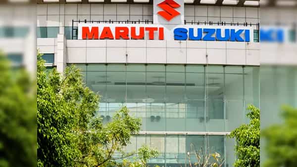 Maruti Suzuki: కొత్త కారు కొనాలనుకునేవారికి గుడ్ న్యూస్.. ఆ కార్ల ధరలు తగ్గాయ్..