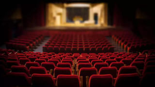 Tollywood: బాక్సాఫీస్‏ను షేక్ చేసిన హీరోయిన్.. కట్ చేస్తే.. ప్రియుడి ఇంటి ముందు శవమై.. ఇప్పటికీ వీడని మిస్టరీ..