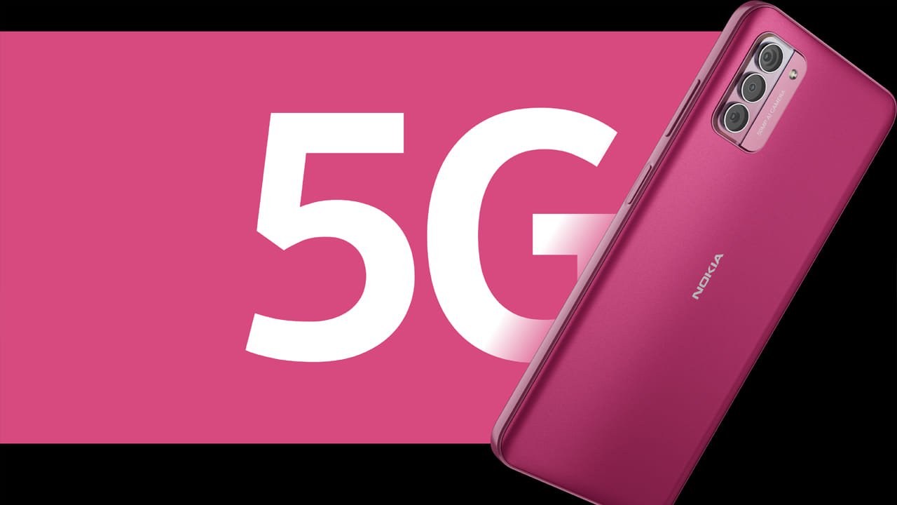 Nokia G42 5G: నోకియా జీ42 స్మార్ట్ ఫోన్ అసలు ధర రూ. 12,999కాగా ప్రస్తుతం అమెజాన్లో ఆఫర్లో భాగంగా రూ. 9,999కి అందుబాటులో ఉంది. ఈ స్మార్ట్ ఫోన్లో 50 మెగాపిక్సెల్స్తో కూడిన రెయిర్ కెమెరాను అందించారు. 4 జీబీ ర్యామ్, 128 జీబీ స్టోరేజ్ వేరియంట్తో ఈ ఫోన్ను తీసుకొచ్చారు. ఒక్కసారి ఛార్జ్ చేస్తే మూడు రోజులు పనిచేస్తుందని కంపెనీ చెబుతోంది.