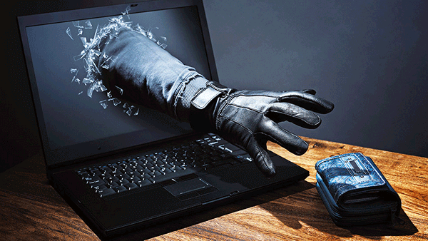 Online Fraud: చెలరేగుతున్న సైబర్ నేరగాళ్లు.. వ్యాపారి నుంచి ఆన్లైన్ ట్రేడింగ్ పేరిట రూ. 7కోట్లు స్వాహా..