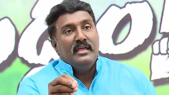 Watch Video: 'ఆస్తుల కోసమే పవన్కల్యాణ్ పార్టీ పెట్టారు'.. పోతిన మహేష్ సంచలన ఆరోపణలు.. Watch Video: 'ఆస్తుల కోసమే పవన్కల్యాణ్ పార్టీ పెట్టారు'.. పోతిన మహేష్ సంచలన ఆరోపణలు..
