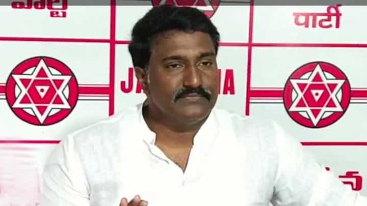 Watch Video: జనసేన.. ప్రజారాజ్యం పార్ట్-2 అవుతుంది.. పార్టీకి రాజీనామా చేసిన పోతిన మహేష్.. Watch Video: జనసేన.. ప్రజారాజ్యం పార్ట్-2 అవుతుంది.. పార్టీకి రాజీనామా చేసిన పోతిన మహేష్..