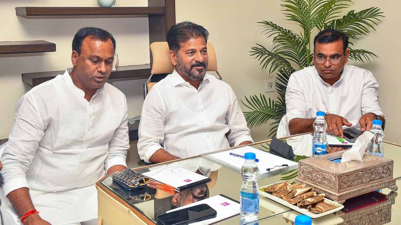 CM Revanth Reddy: అనుచరుడి కోసం మెట్టు దిగారా..? కాంగ్రెస్ గెలుపు కోసం ...