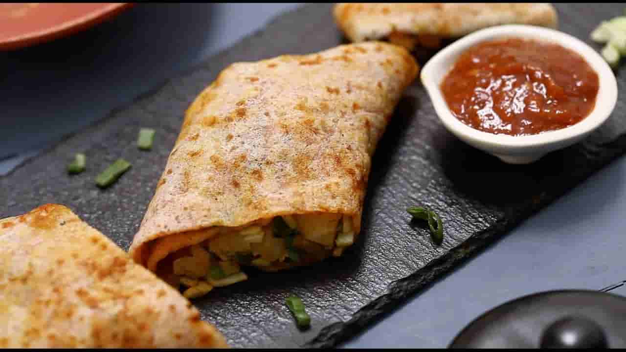 Schezwan Dosa: నోరూరించే షెజ్ వాన్ దోశ.. ఒక్కసారి రుచి చూస్తే వదిలిపెట్టరు!