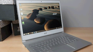 Cyber Crime: కొరియర్లో డ్రగ్స్ అంటూ బెదిరింపు.. మహిళ నుంచి రూ. 80లక్షలకు కుచ్చుటోపీ..