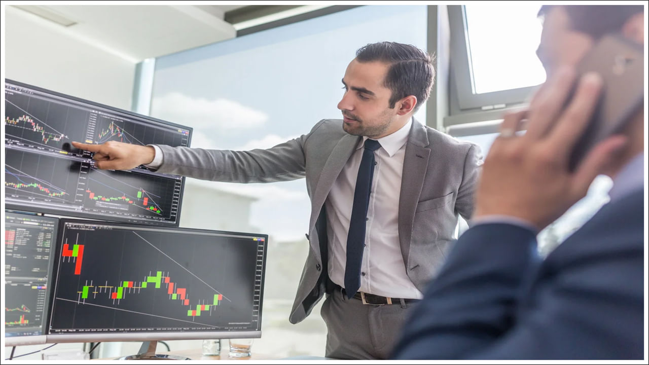 Share Market: షేర్ మార్కెట్లో తప్పుడు సలహాలిచ్చే వారికి ఇక బ్యాండ్ బాజానే! Share Market: షేర్ మార్కెట్లో తప్పుడు సలహాలిచ్చే వారికి ఇక బ్యాండ్ బాజానే!