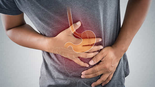 Cancer: ఈ లక్షణాలు కనిపిస్తే.. కడుపు క్యాన్సర్ బారినపడినట్లే