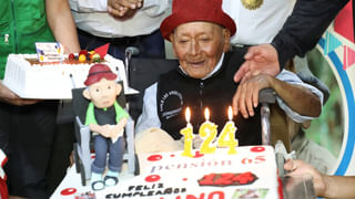 పిల్లల కోసం ఉద్యోగం మానేసిన అమ్మ.. ద్రాక్ష పండ్లతో గంటకు 16 వేలు సంపాదిస్తోంది.