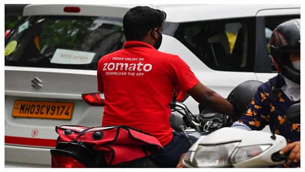 Zomato: జొమాటోకు బిగ్ షాక్.. రూ.184 కోట్లకుపైగా పన్ను, పెనాల్టీ నోటీసులు జారీ చేసిన ఆదాయపన్ను శాఖ