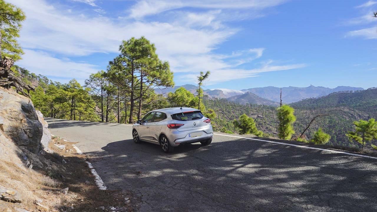 Driving Tips: ఘాట్ రోడ్లో సేఫ్ జర్నీ కోసం ఈ టిప్స్ పాటించండి.. కారు డ్రైవ్ చేసే వారికి తప్పనిసరి..