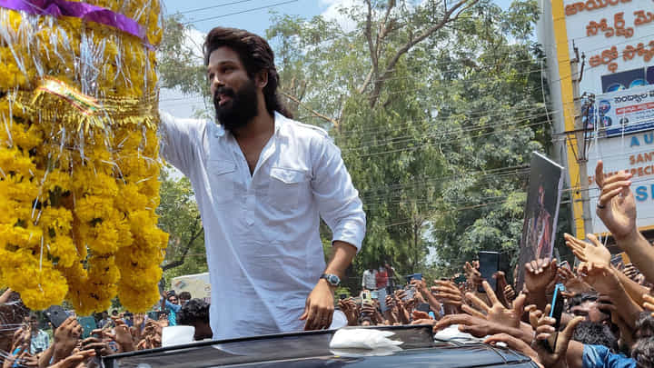 Allu Arjun: బాబోయ్.. ఇదేం ట్విస్ట్.. నంద్యాల ఎన్నికల ప్రచారంలో అల్లు అర్జున్ Allu Arjun: బాబోయ్.. ఇదేం ట్విస్ట్.. నంద్యాల ఎన్నికల ప్రచారంలో అల్లు అర్జున్