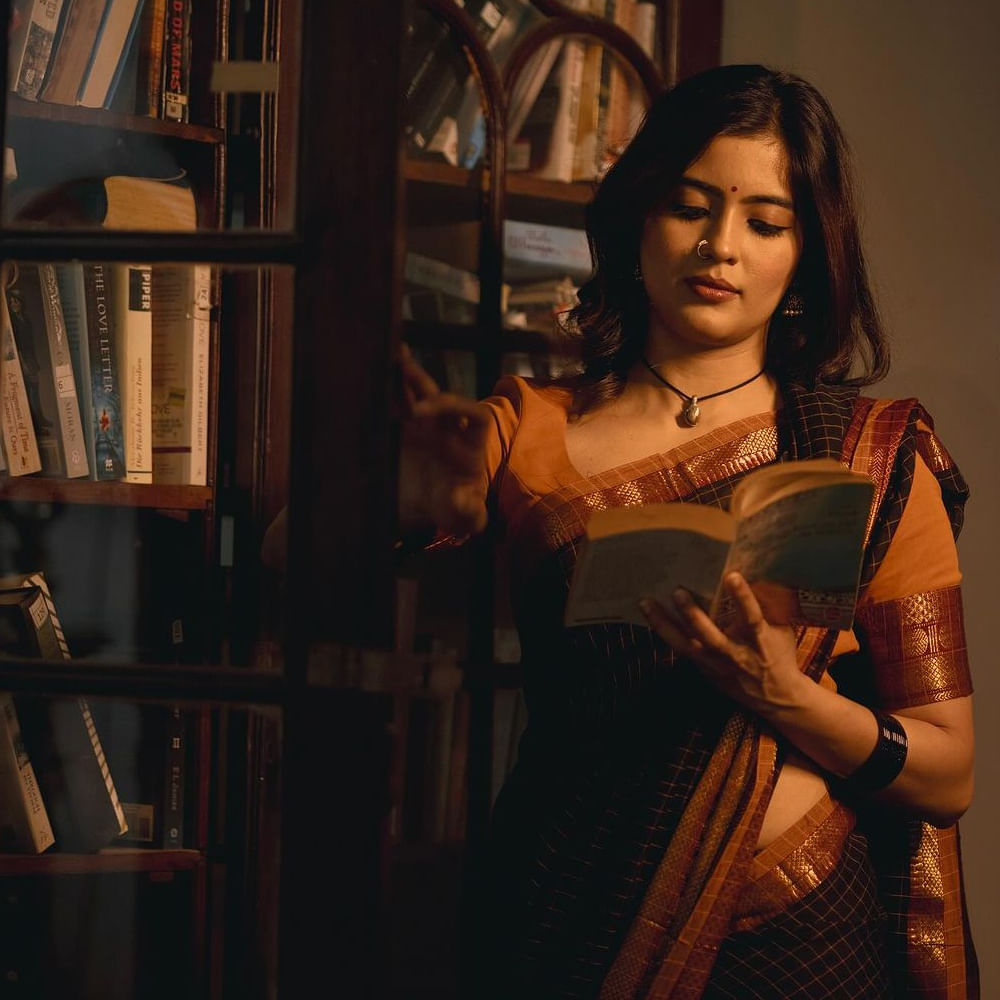 తమిళనాడులోని చెన్నైకు చెందింది ఈ అందాల ముద్దుగుమ్మ అమృత అయ్యర్. కర్ణాటక, బెంగళూరులో పెరిగింది.