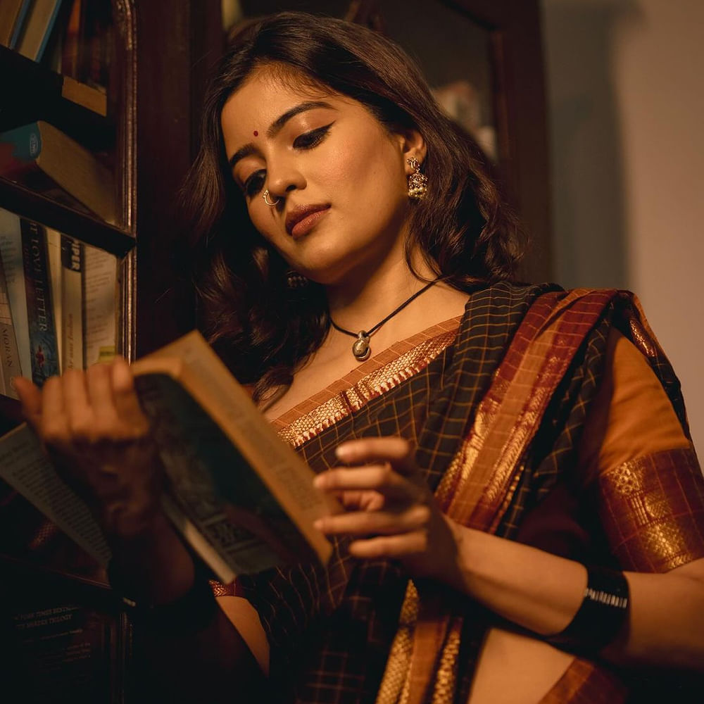 అదే ఏడాది తెలుగు స్టార్ యాంకర్ ప్రదీప్ మాచిరాజు హీరోగా నటించిన 30 రోజుల్లో ప్రేమించడం ఎలా అనే చిత్రంలో హీరోయిన్ గా చేసింది. 