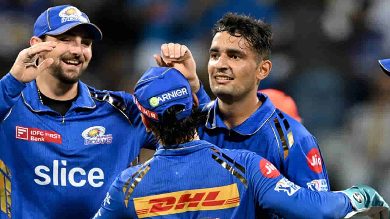 IPL 2024: 4 ఓవర్లలో 42 పరుగులు.. అయినా, ఈ ముంబై బౌలర్కు సెల్యూట్ చేస్తోన్న ప్రపంచం.. ఎందుకో తెలుసా?