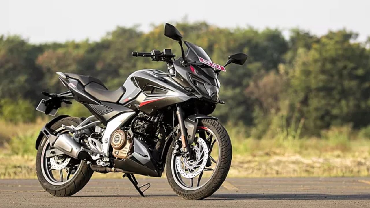 Bajaj Pulsar F250: మార్కెట్లో పల్సర్ నయా వెర్షన్ రిలీజ్.. ఇక ఆ బైక్స్కు గట్టి పోటీ