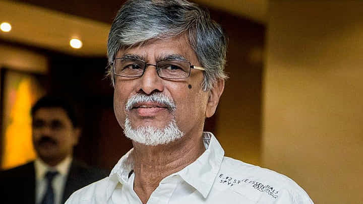 'గుడ్డిగా నమ్ముతున్నాడు..' స్టార్ హీరో తండ్రి ఆవేదన 'గుడ్డిగా నమ్ముతున్నాడు..' స్టార్ హీరో తండ్రి ఆవేదన