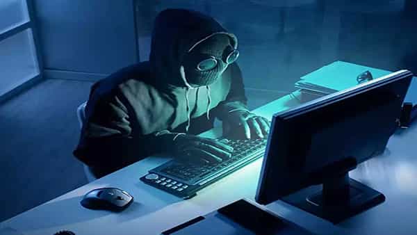 Parcel Scam: భయపెడుతున్న ‘పార్సిల్ స్కామ్’.. కోట్ల రూపాయల స్వాహా.. చిక్కారో అంతే సంగతులు..