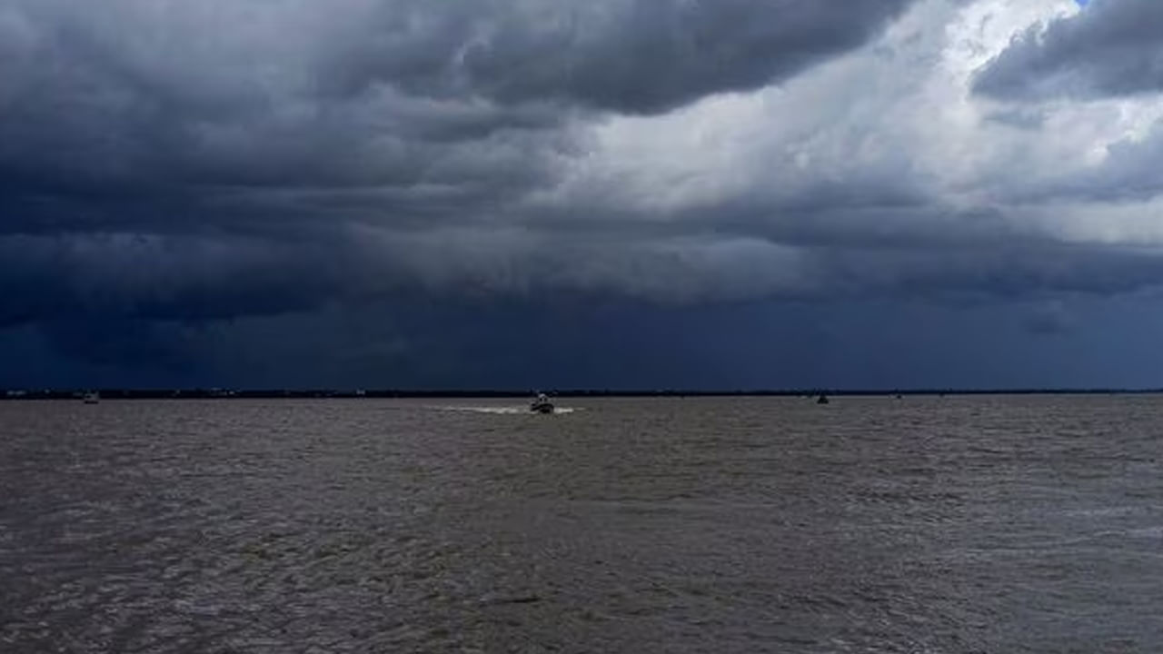 Cyclone Remal Video: మేఘాల అద్భుతం ఓవైపు.. రెమల్‌ విధ్వంసం మరోవైపు..! వైరలవుతున్న వీడియోలు..