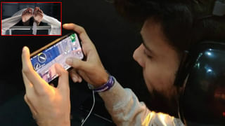 బోల్తా పడిన కారులో కనిపించిన రెండు బ్యాగులు.. ఏంటోనని చెక్ చేయగా దెబ్బకు షాక్..