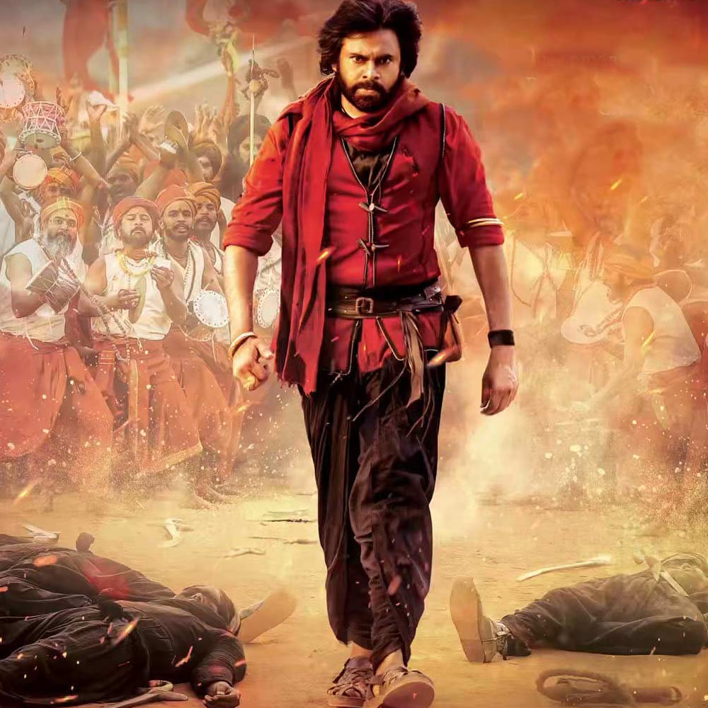 హరిహరవీరమల్లు ఫస్ట్ పార్ట్ కోసం చార్మినార్, రెడ్ఫోర్ట్, మచిలీపట్నం ఓడరేవులను ప్రత్యేకంగా సెట్లు వేశారు. ఎక్కడికక్కడ కొత్తదనం కనిపించేలా ప్రతి సన్నివేశాన్నీ తీర్చిదిద్దారు. ధర్మం కోసం యుద్ధం అనే ట్యాగ్లైన్తో రూపొందుతోంది ఫస్ట్ పార్ట్.