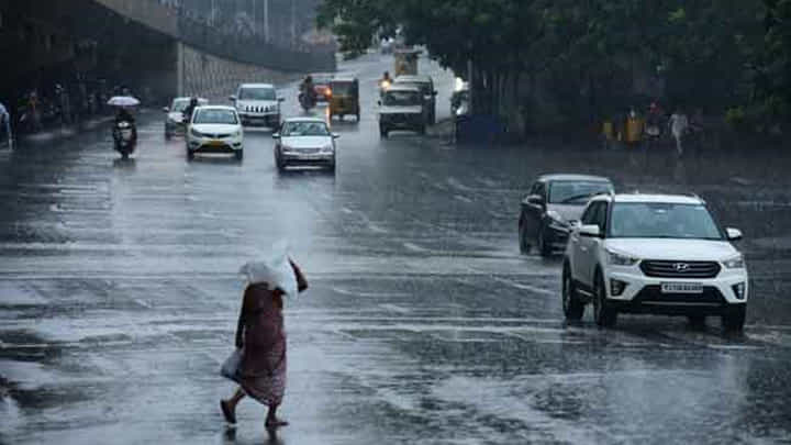 Hyderabad: ఇప్పుడే అందిన వార్త.! బిగ్ అలెర్ట్.. హైదరాబాద్లో కాసేపట్లో భారీ వర్షం.. Hyderabad: ఇప్పుడే అందిన వార్త.! బిగ్ అలెర్ట్.. హైదరాబాద్లో కాసేపట్లో భారీ వర్షం..
