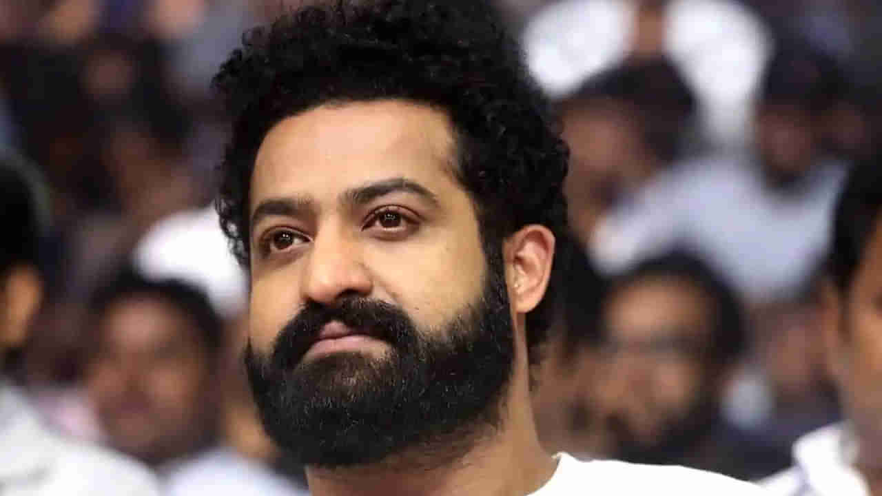 Jr NTR: ఎన్టీఆర్ సోషల్ మీడియాలో ఫాలో అయ్యే ఒకే ఒక్క పర్సన్ ఎవరో తెల్సా..?