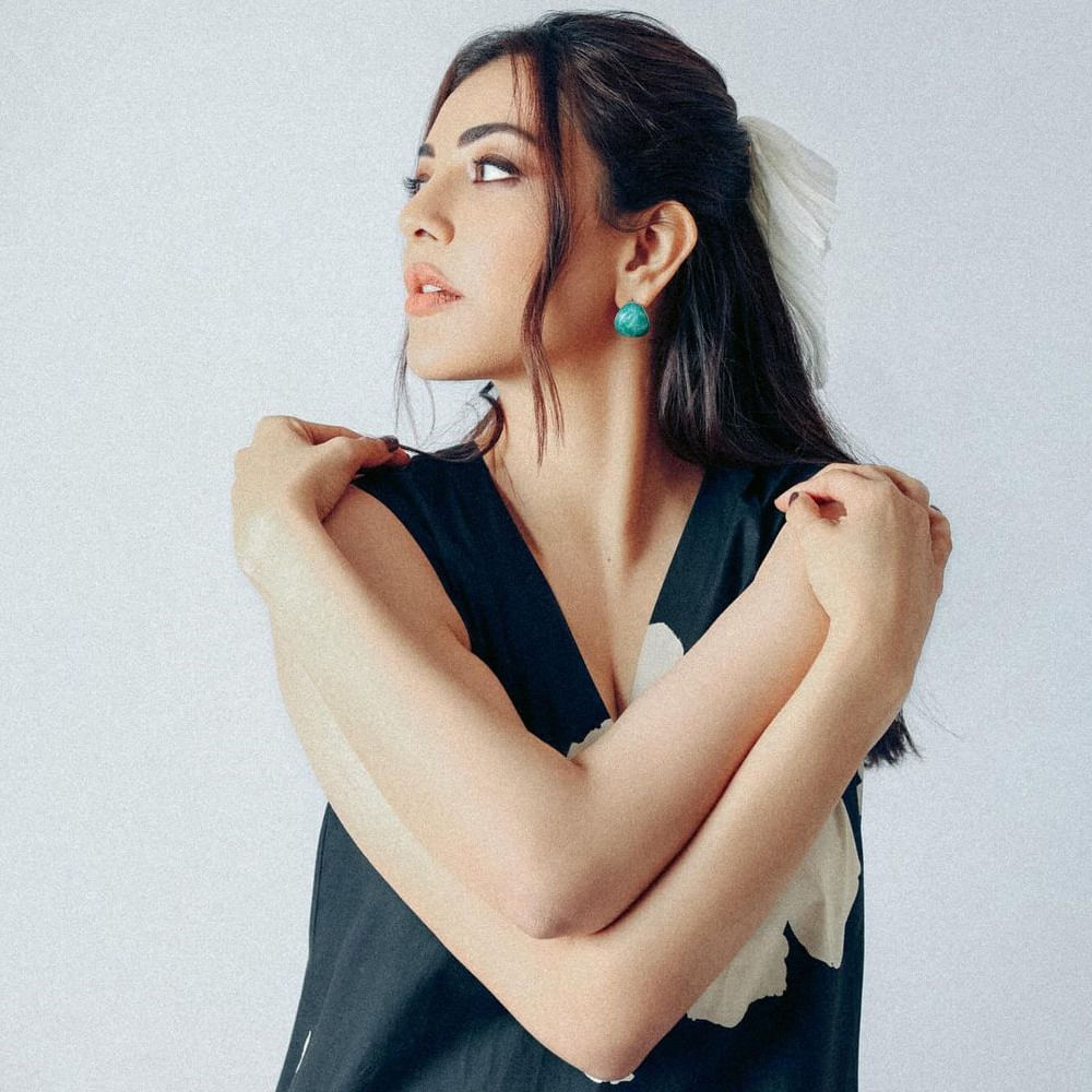 ప్రస్తుతం కాజల్ నటించిన సత్యభామ సినిమా మే 31న రిలీజ్ కానుంది. దీంతో ఈ మూవీ ప్రమోషన్లలో పాల్గొంటుంది కాజల్. ఈ క్రమంలోనే తాజాగా ఓ ఇంటర్వ్యూలో పాల్గొన్న కాజల్ తన కెరీర్ ప్రారంభంలో ఎదురైన ఇబ్బందులు, సంఘటనలను గుర్తు చేసుకుంది. 