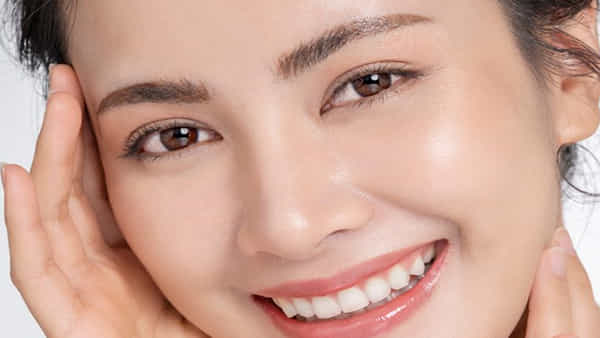 Beauty Tips: కొరియన్ బ్యూటీ టిప్స్.. అద్దం లాంటి చర్మం కోసం ఈ ఫేషియల్ ట్రై చేయండి.. మెరుపు ఖాయం..!