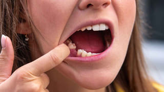 Lifestyle: కీళ్ల నొప్పులకు స్మోకింగ్‌కు మధ్య సంబంధం ఏంటి.? నిపుణులు మాట ఇదే..