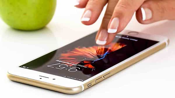 Mobile App: బ్యాంక్ ఖాతా జర భద్రం.. చిన్న తప్పే అనుకుంటే.. జీవితం మొత్తం చిన్నాభిన్నం అవుతుంది గురూ..