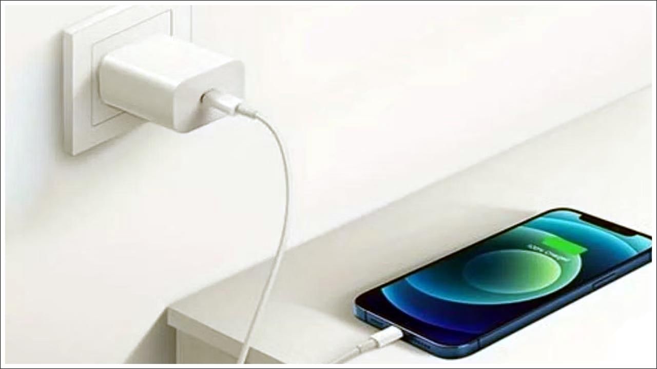 Tech Tips: మీరు మొబైల్ ఛార్జింగ్ పెట్టేటప్పుడు ఈ పొరపాట్లు చేయకండి.. ఫోన్ త్వరగా పాడైపోవచ్చు