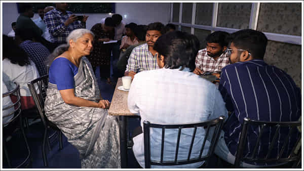 Nirmala Sitharaman: వాటిపై కేంద్రం కట్టుబడి ఉంది.. ఏపీ, తెలంగాణ భవన్ల సందర్శనలో మంత్రి నిర్మలాసీతారామన్