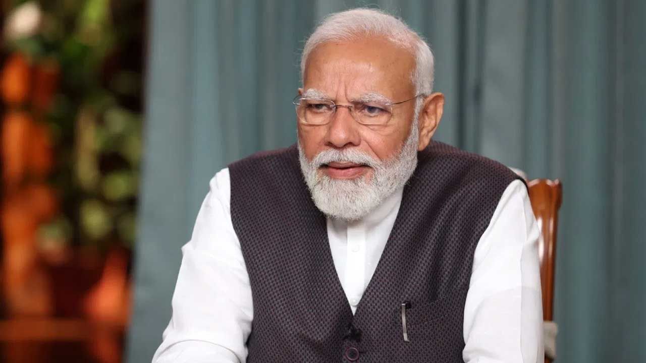 Modi on BJP: మ్యాజిక్‌ ఫిగర్‌ స్థానాల్లో పోటీ చేయలేని పార్టీలు ప్రభుత్వాన్ని ఎలా ఏర్పాటు చేస్తాయిః మోదీ