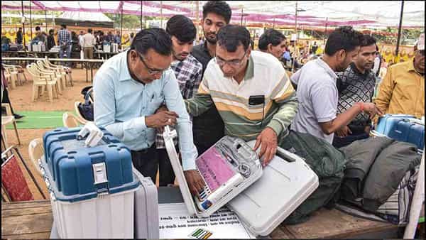 Lok Sabha Election: అధికారుల పొరపాటుతో ఎన్నికల సంఘం కీలక నిర్ణయం.. మే2న అజ్మీర్లో రీపోలింగ్