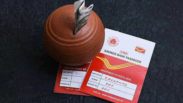 Post Office Scheme: ఆ పోస్టాఫీస్ పథకంలో నెలనెలా రూ.500 పెట్టుబడితో రూ.4 లక్షల రాబడి.. పెట్టుబడి సమయంలో జాగ్రత్తలు మస్ట్