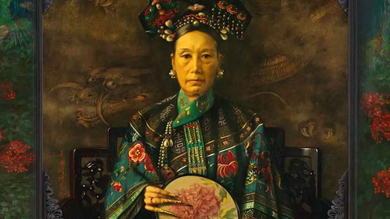 ఎంప్రెస్ డోవగర్ సిషి చైనాలో ప్రభావవంతమైన మహిళ. క్వింగ్ రాజవంశం సమయంలో ఆమె పాత్ర చాలా ముఖ్యమైనది.