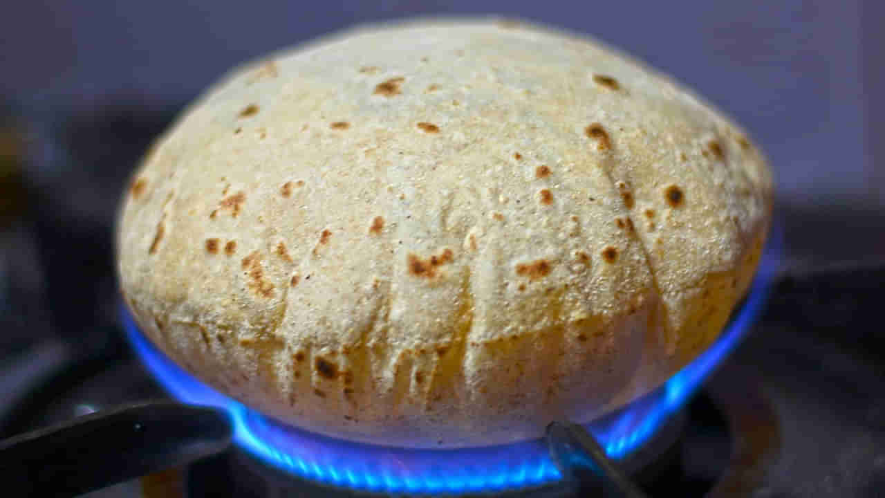 Roti Making Tips: చెఫ్ చెప్పిన ఈ చిట్కాలను పాటిస్తే రోటీలు పువ్వులా మెత్తగా ఉబ్బుతాయ్..