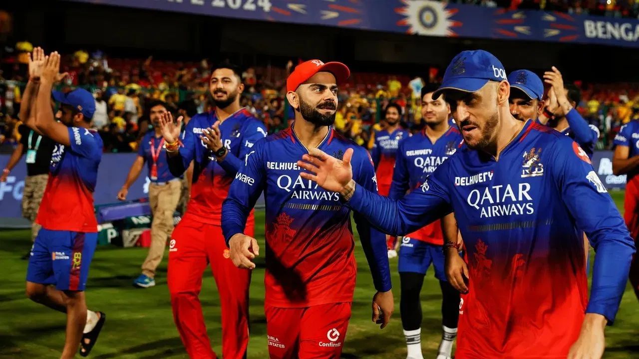 అంతకుముందు, RCB CSKని ఓడించి ప్లేఆఫ్స్‌లోకి ప్రవేశించినప్పుడు విజయ్ మాల్యా అభినందనలు తెలిపాడు. ప్లేఆఫ్స్‌కు అర్హత సాధించినందుకు RCBకి అభినందనలు. ఆరంభంలో నిరాశాజనకంగా ఉన్నప్పటికీ వరుస విజయాలతో ఈ స్థాయికి చేరుకున్నారు. RCB జట్టు మాజీ యజమాని X లో రాసుకొచ్చాడు. ముందుకు సాగి ట్రోఫీని గెలవడమే మిగిలి ఉంది.