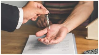 ఎవరైతే మాకేంటి.. మేమింతే అంటూ.. ఏకంగా ఆమెనే టార్గెట్ చేసిన సైబర్ నేరగాళ్లు..