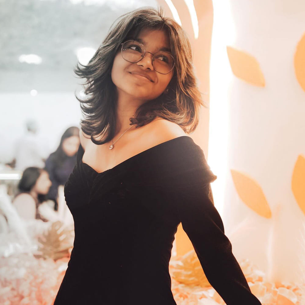 Sukruthi: ప్రముఖ దర్శకుడు సుకుమార్ తనయ సుకృతి వేణి బండ్రెడ్డి, దాదా సాహెబ్ ఫాల్కే ఉత్తమబాల నటి పురస్కారానికి ఎంపికయ్యారు. గాంధీ తాత చెట్టు చిత్రంలో ఆమె ప్రధాన పాత్రలో నటించారు. ఈ చిత్రానికిగానూ ఉత్తమ బాలనటిగా ఈ అవార్డును అందుకున్నారు. ఢీల్లిలో జరిగిన అవార్డుల ప్రధానోత్సవ కార్యక్రమంలో ఈ అవార్డును అందుకున్నారు.