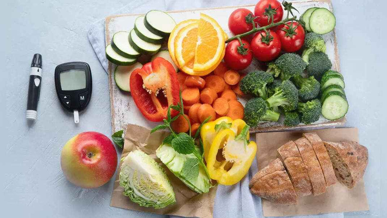 Summer Tips for Diabetes: సమ్మర్లో షుగర్ లెవెల్స్ అదుపులో ఉంచే దివ్యాస్త్రాలు.. ఈ 5 జాగ్రత్తలు తప్పనిసరి!