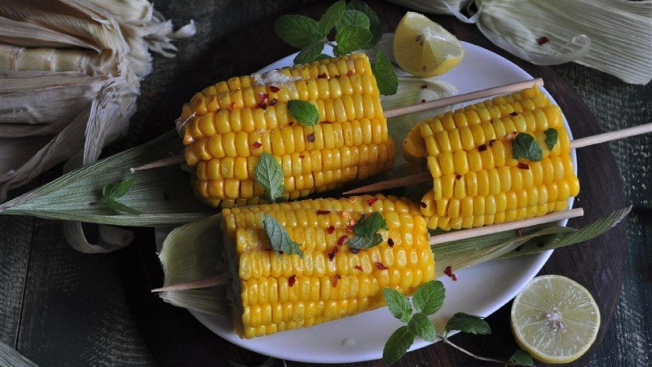 Sweet Corn: స్వీట్‌కార్న్ కనిపిస్తే ఆలోచించకుండా తినేయండి.. లేకుంటే ఇవి మిస్ అవుతారు!