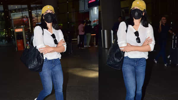 Actress: ఈ స్టార్ హీరోయిన్ను గుర్తు పట్టారా? ఫ్యాన్స్ నుంచి తప్పించుకునేందుకు ఇలా ముఖానికి మాస్క్ పెట్టేసింది