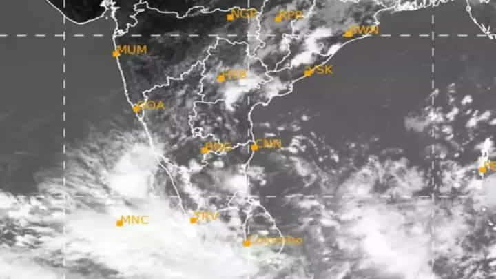 AP Rains: 22న అల్పపీడనం.. 24న వాయుగుండం.. ఈ జిల్లాలకు పిడుగులతో కూడిన వర్షాలు.! AP Rains: 22న అల్పపీడనం.. 24న వాయుగుండం.. ఈ జిల్లాలకు పిడుగులతో కూడిన వర్షాలు.!