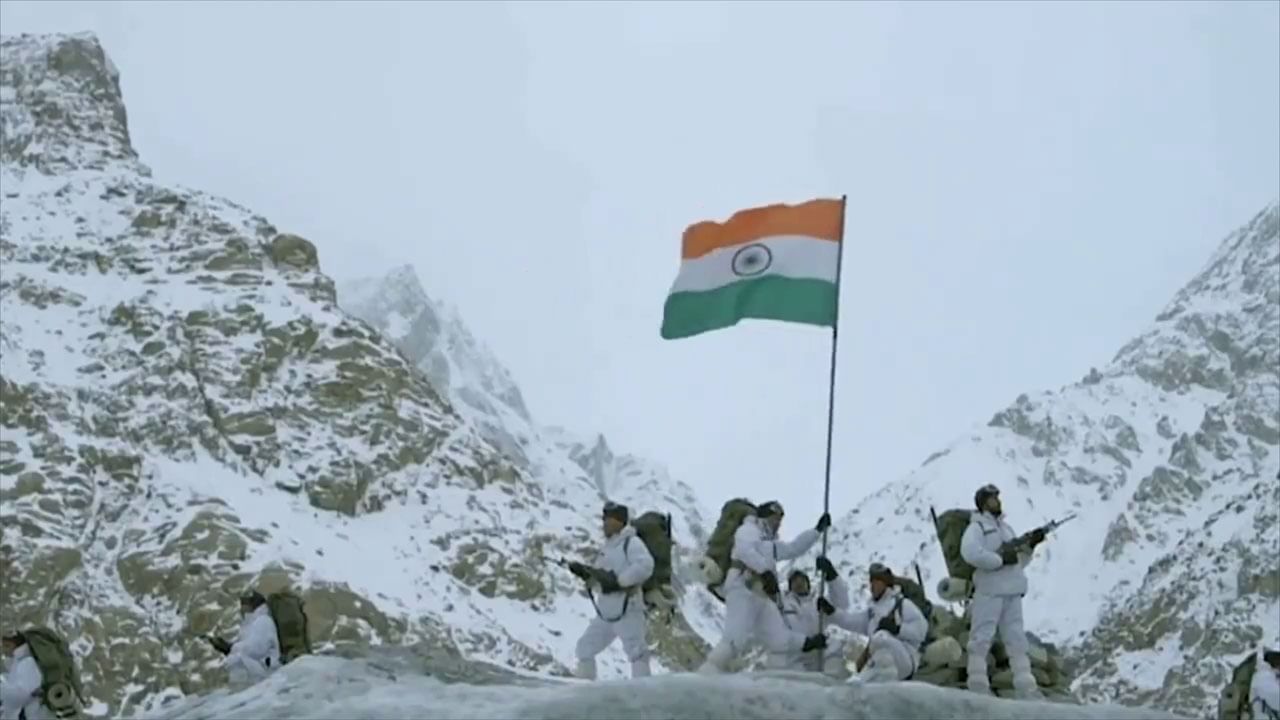 Siachen Glacier: మైనస్ 50 డిగ్రీల ఉష్ణోగ్రతల వద్ద యుద్ధం చెయ్యడానికి సిద్ధంగా ఉండటం వారికి మాత్రమే సాధ్యం