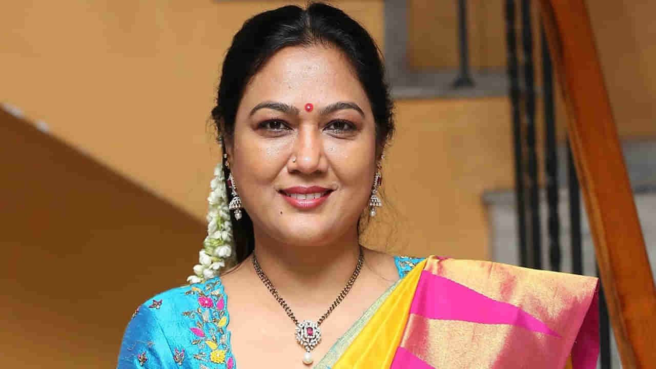 Actress Hema: బెంగుళూరు రేవ్ పార్టీ.. జైలు నుంచి విడుదలైన హేమ.. వీడియో వైరల్..