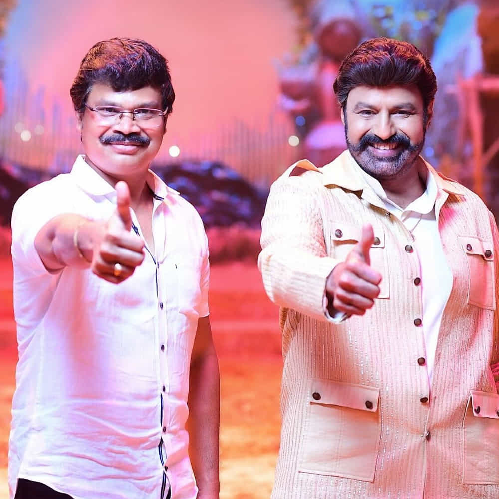ఇప్పుడు హ్యాట్రిక్ ఎమ్మెల్యేగా క్లౌడ్నైన్లో ఉన్నారు నందమూరి బాలకృష్ణ. అయినా సినిమాల షూటింగుల పరంగానూ దూసుకుపోతున్నారు.