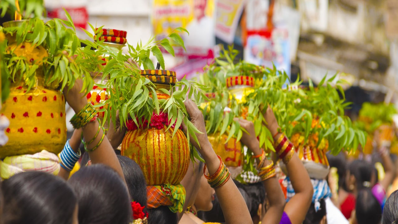 తెలంగాణలో జూలై 7 నుంచి బోనాల ఉత్సవాలు షురూ
