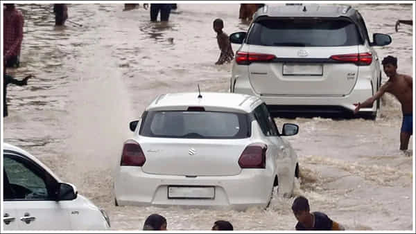 Car Insurance: మీ కారుకు యాడ్-ఇన్ ఇన్సూరెన్స్ ఉందా? బెనిఫిట్స్ ఏంటో తెలుసా?